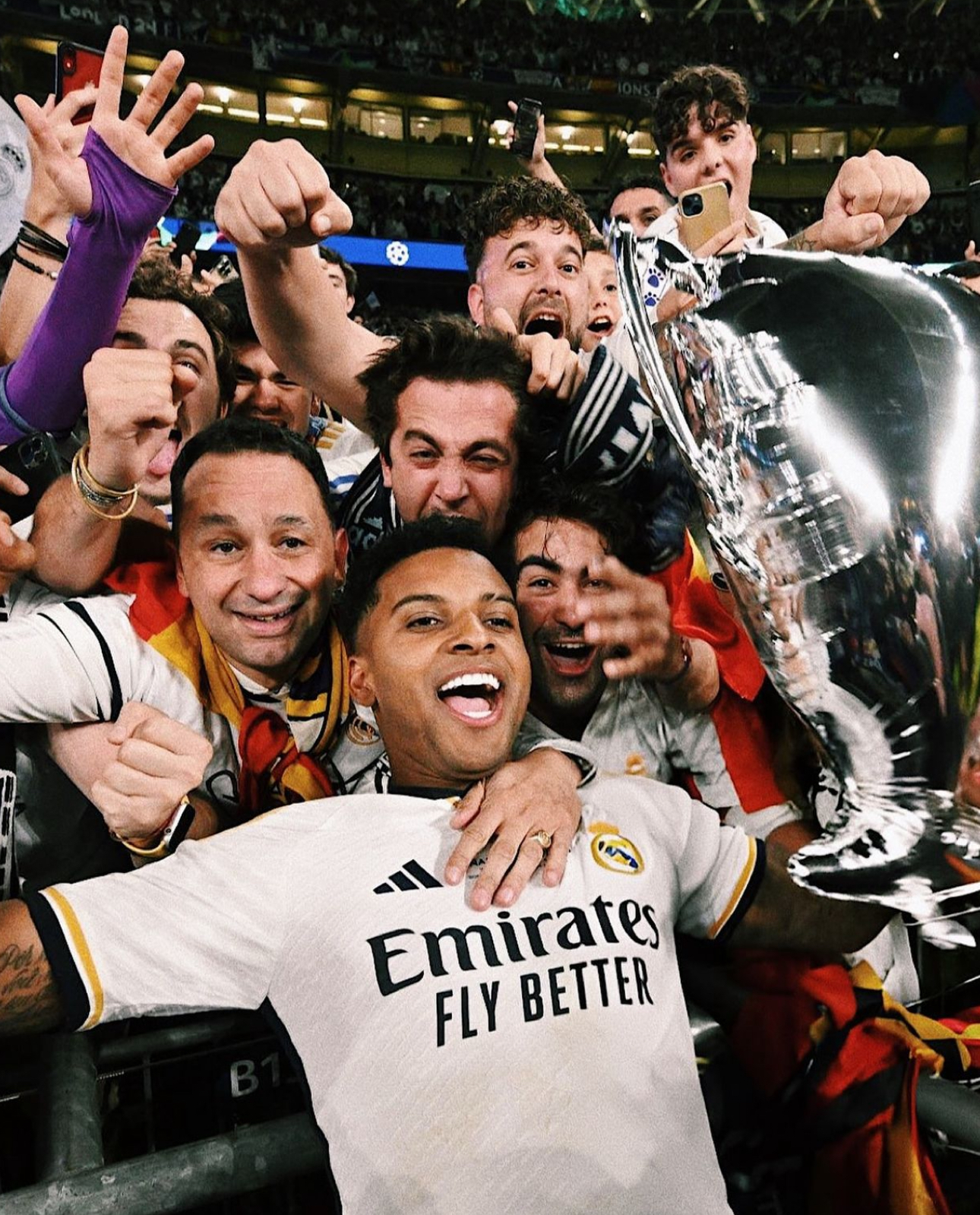 关于切尔西鏖战韩国，罗德里戈送出助攻的信息