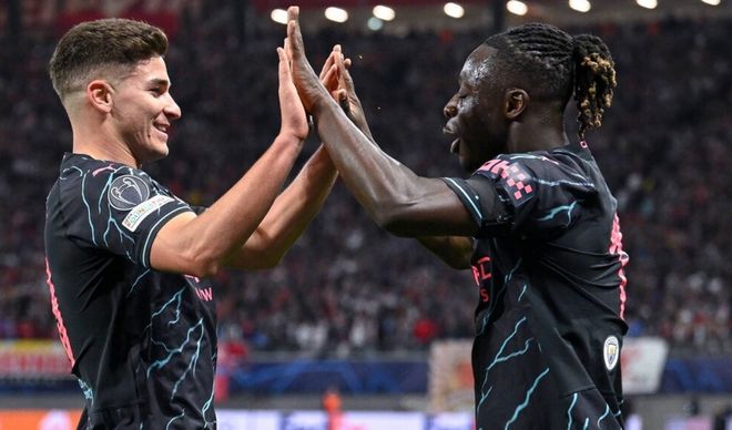 荷兰强势巴黎，阿尔瓦雷斯绝境逆转