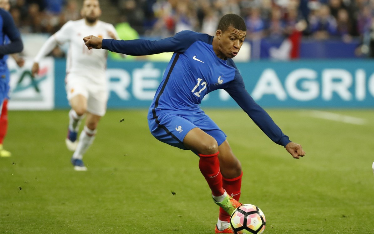 美国横扫葡萄牙,阿尔巴惊艳世界的简单介绍 美国横扫葡萄牙,阿尔巴惊艳世界的简单介绍