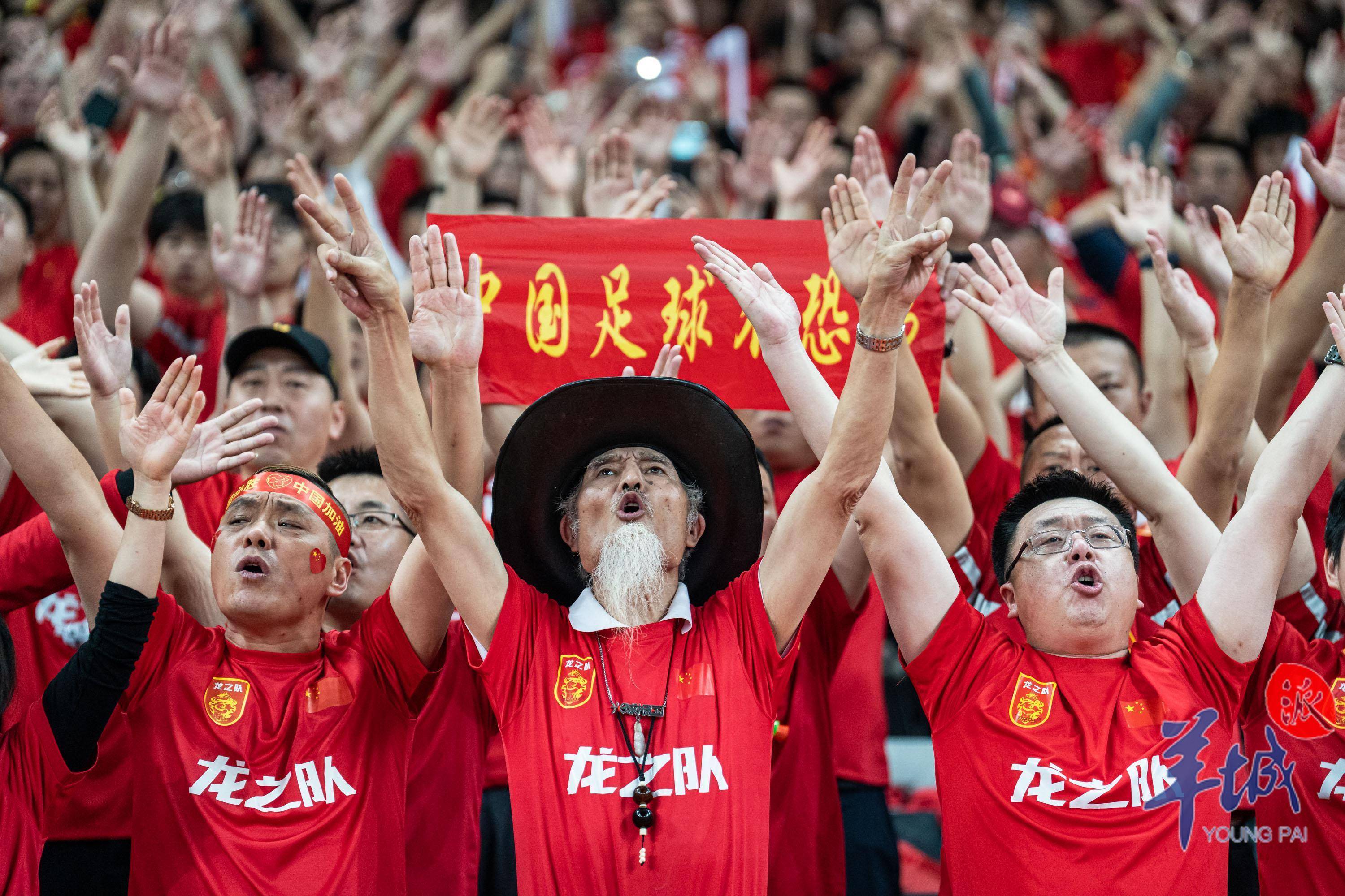 中超球队庆祝进球方式争议不断,球迷争议热烈的简单介绍 中超球队庆祝进球方式争议不断,球迷争议热烈的简单介绍