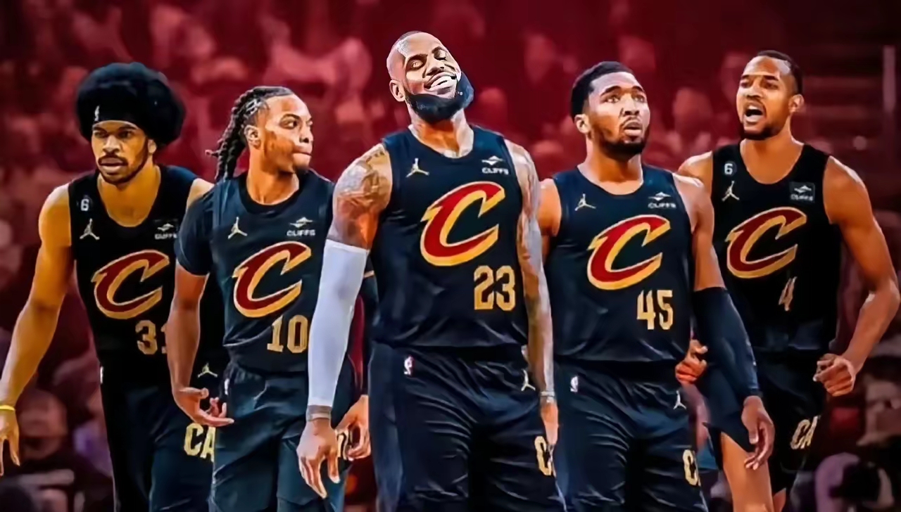 骑士火箭相遇，詹姆斯微笑迎战霍华德的简单介绍