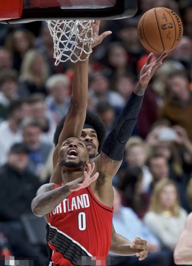 包含深圳队碾压天津队，利拉德刷新纪录的词条